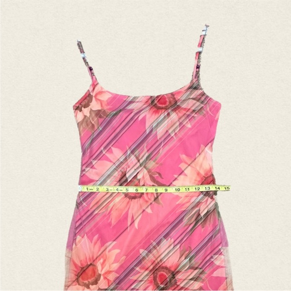 My Michelle Y2K Vintage Sleeveless Sunflower Asymmetrical Hem Pullover Dress. - Picture 7 of 8